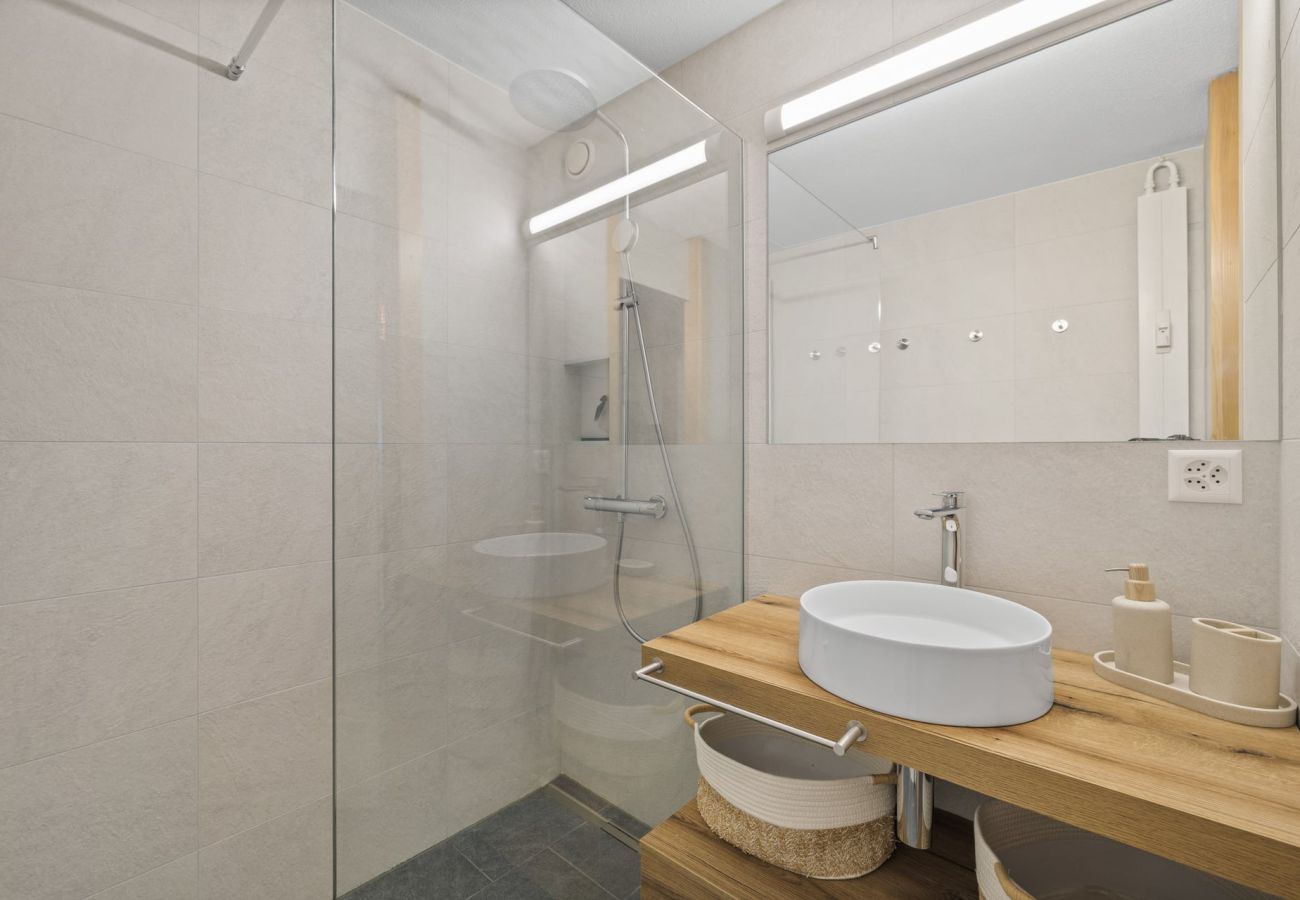 Ferienwohnung in Anzère - AV15 107