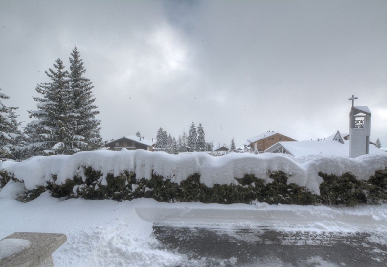 Ferienwohnung in Anzère - La Godille rez