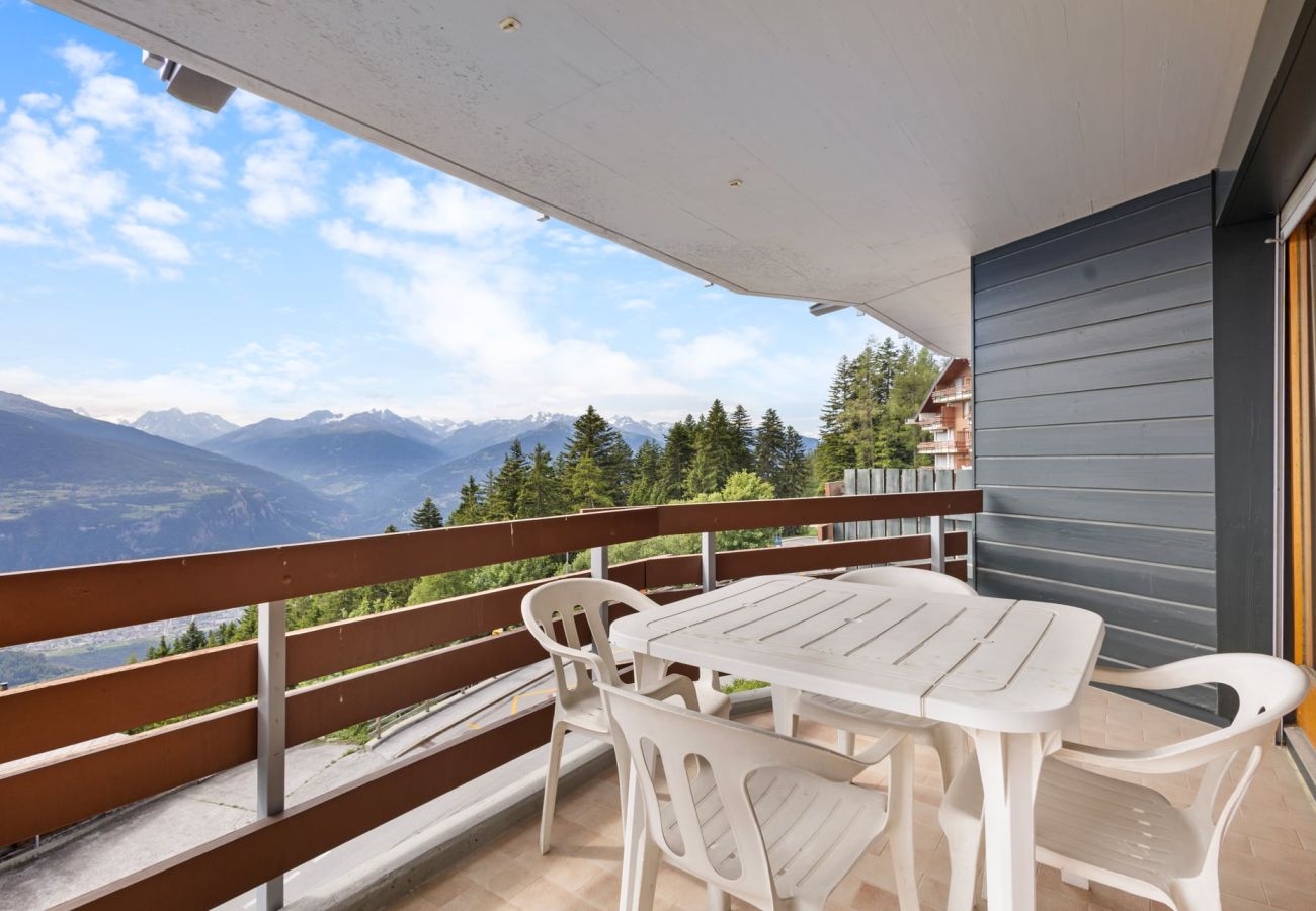 Apartment in Anzère - Cristal 702