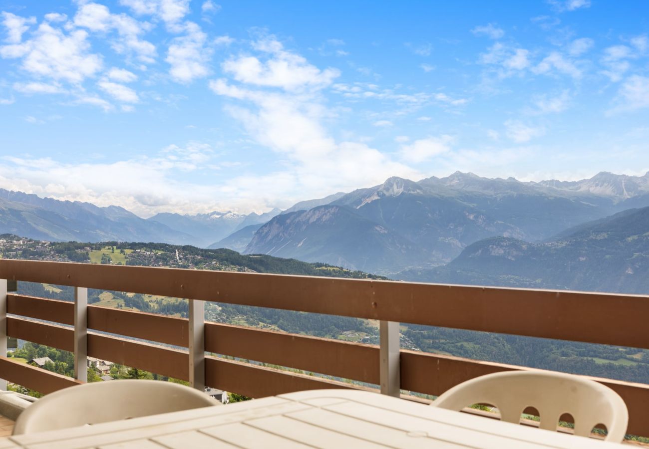 Apartment in Anzère - Cristal 702