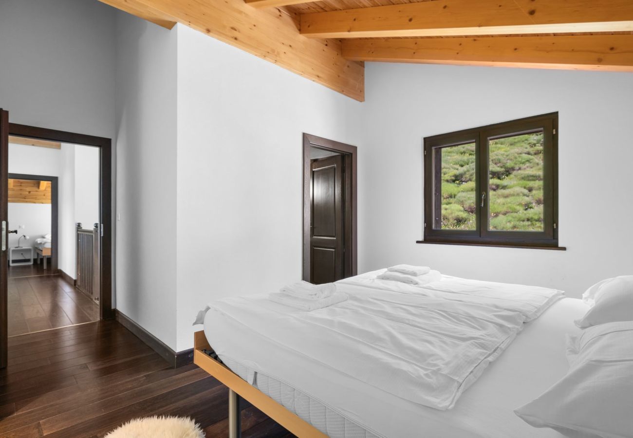 Chalet in Anzère - Noir