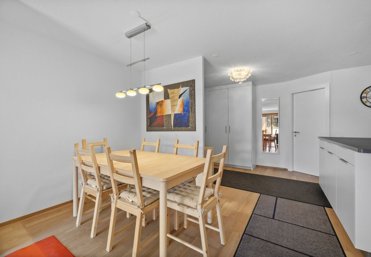 Apartment in Anzère - AV15 010