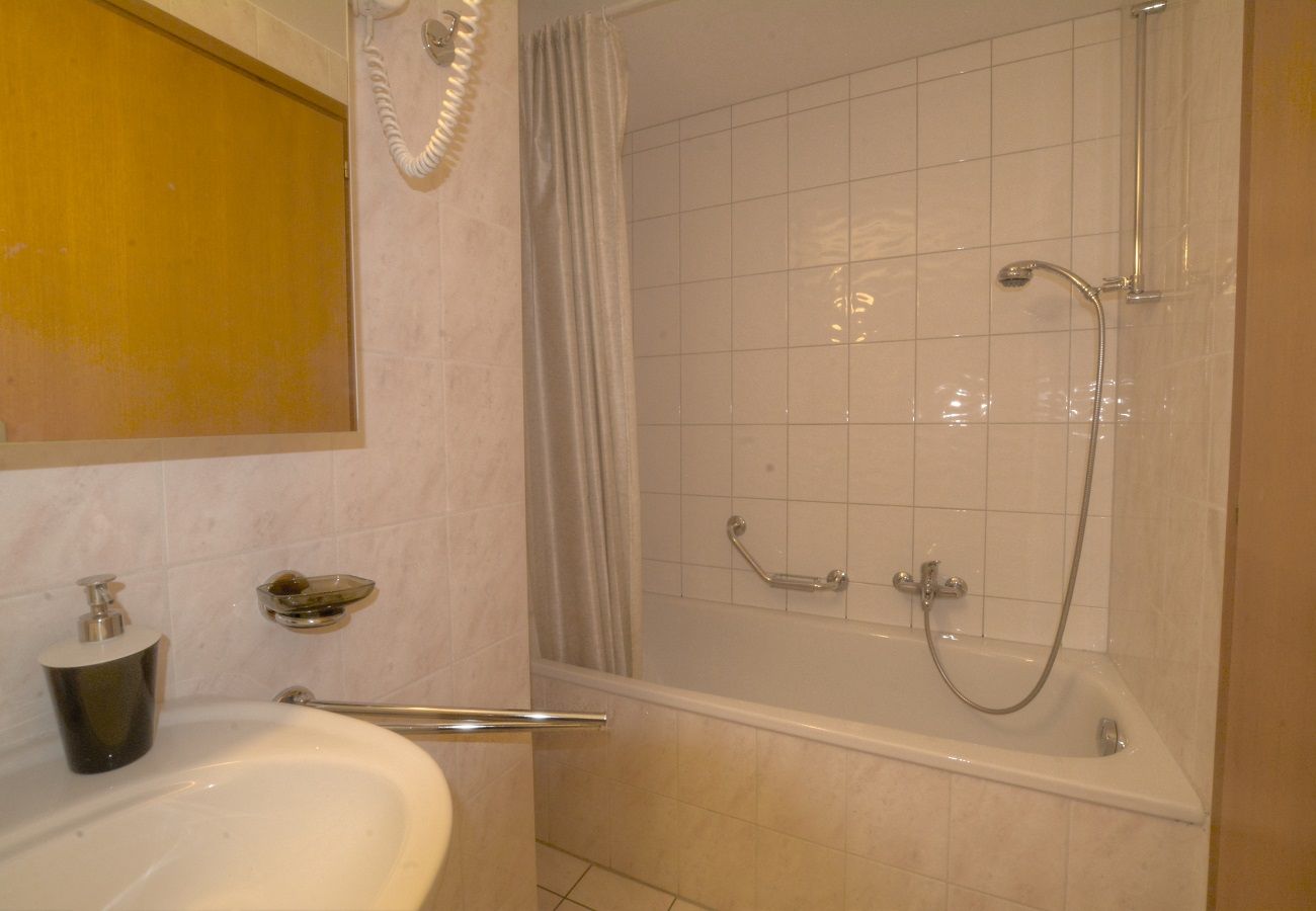 Apartment in Anzère - Rocailles C 6