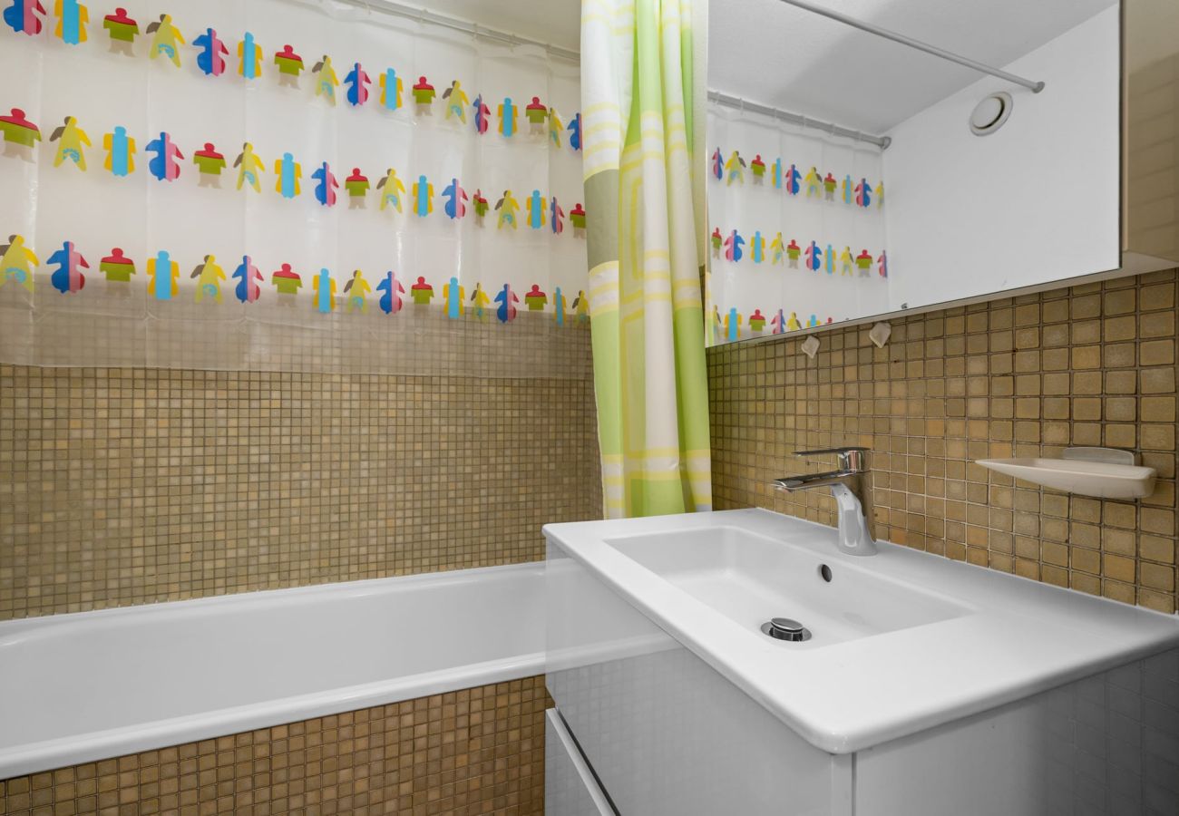 Apartment in Anzère - AV10 104